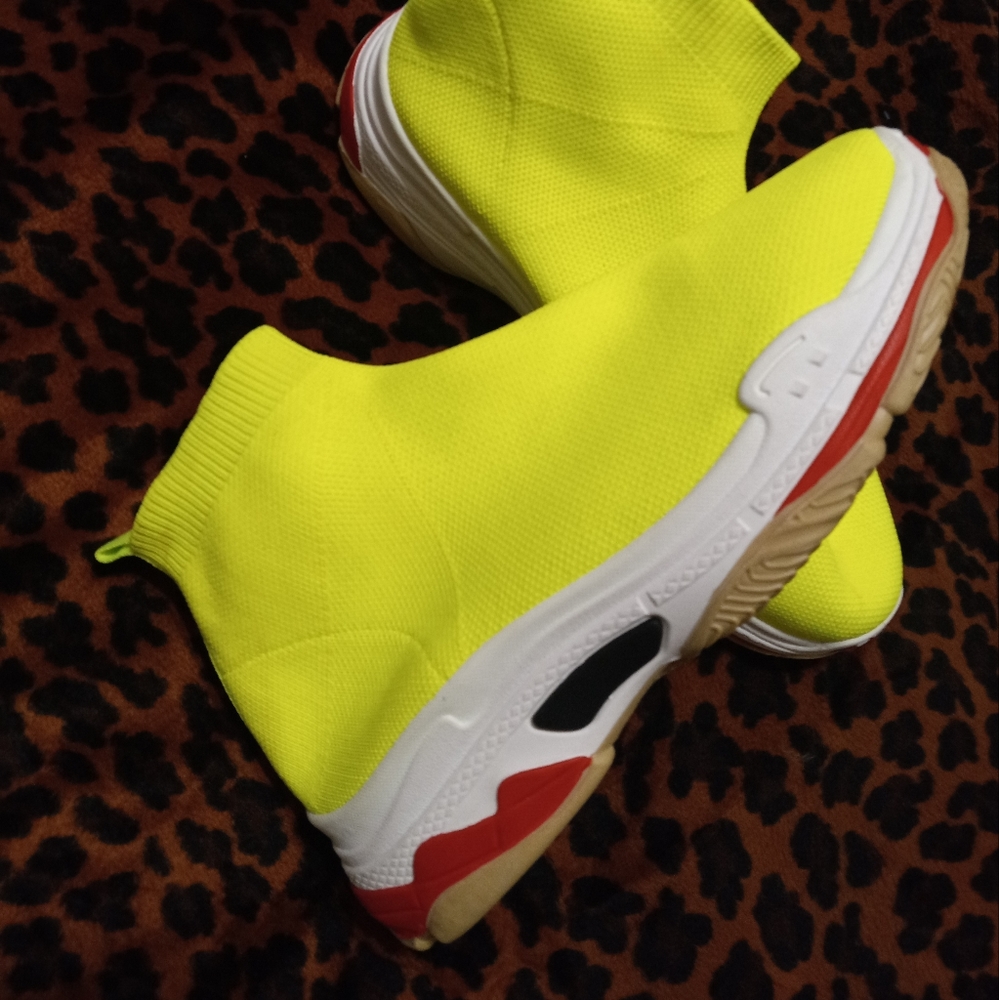 CAPE ROBBIE NEON SNEAKER
